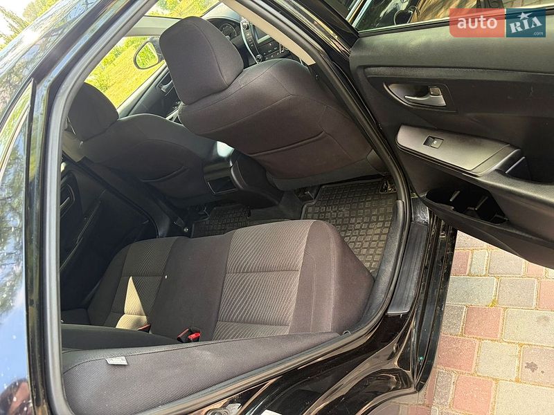 Фото Toyota Camry з оголошення AUTO.RIA