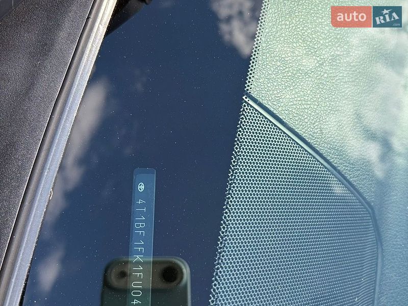 Фото Toyota Camry з оголошення AUTO.RIA