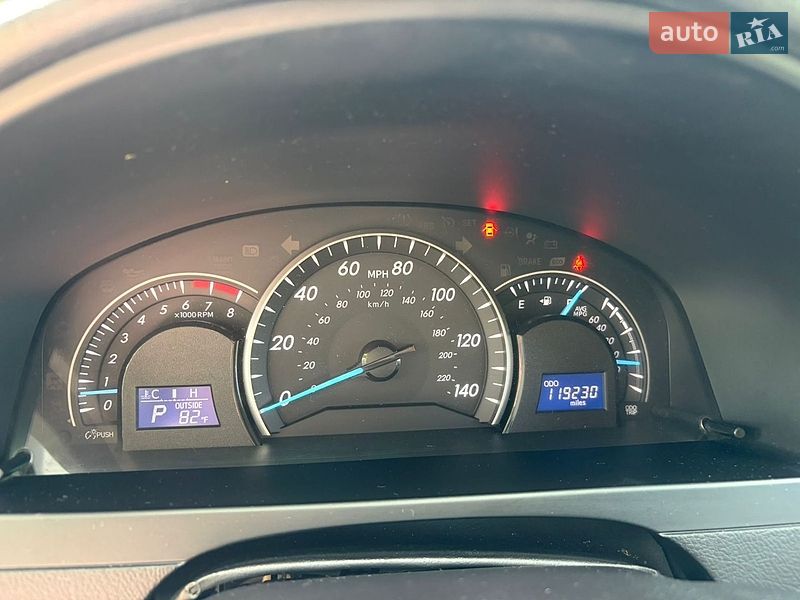 Фото Toyota Camry з оголошення AUTO.RIA