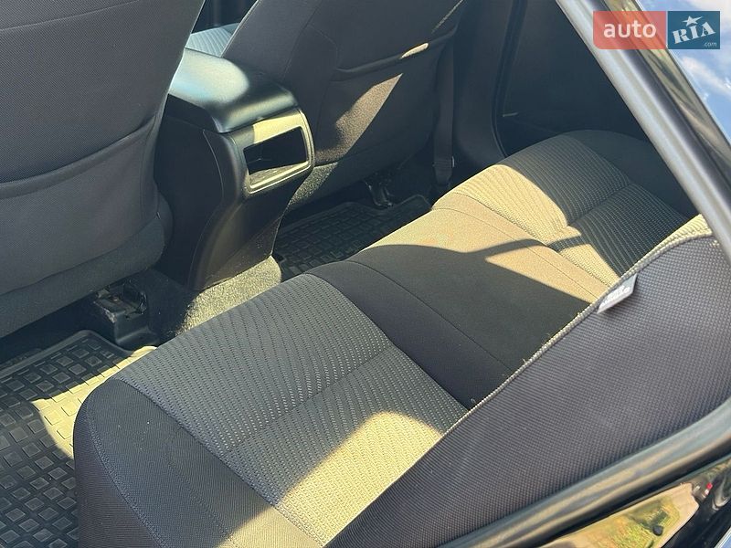 Фото Toyota Camry з оголошення AUTO.RIA