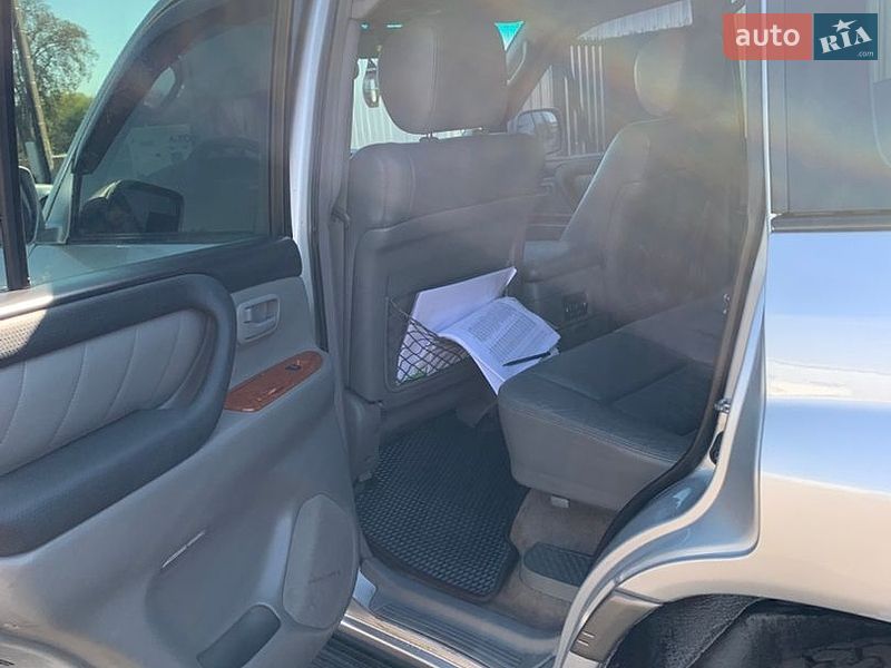 Фото Toyota Land Cruiser з оголошення AUTO.RIA