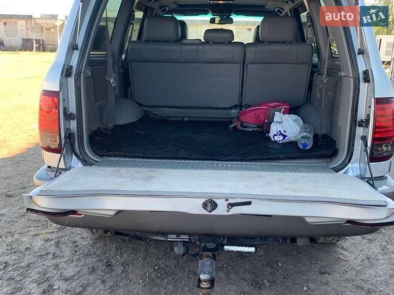 Фото Toyota Land Cruiser з оголошення AUTO.RIA