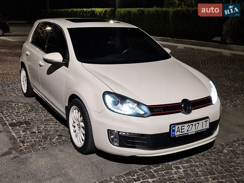 Фото Volkswagen Golf GTI з оголошення AUTO.RIA
