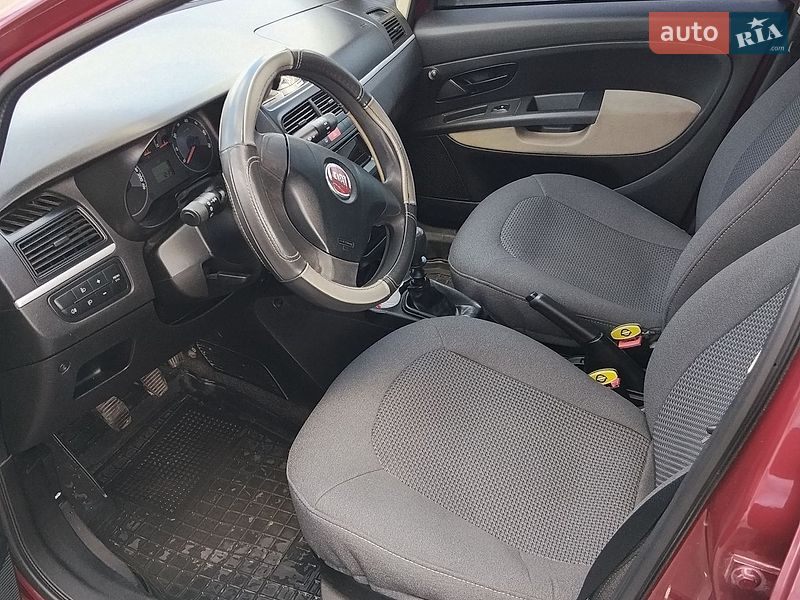 Фото Fiat Linea з оголошення AUTO.RIA