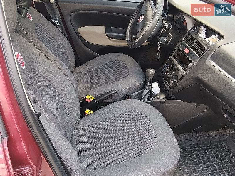 Фото Fiat Linea з оголошення AUTO.RIA