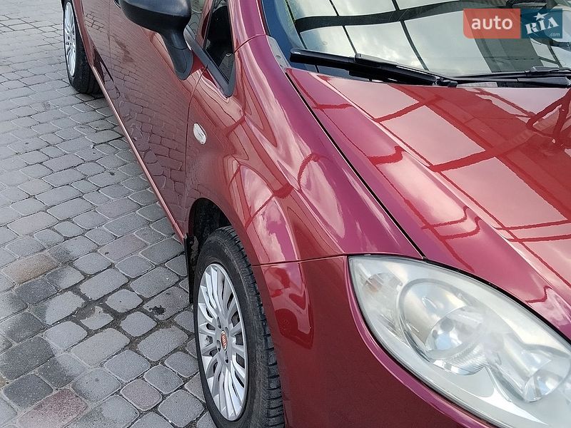 Фото Fiat Linea з оголошення AUTO.RIA
