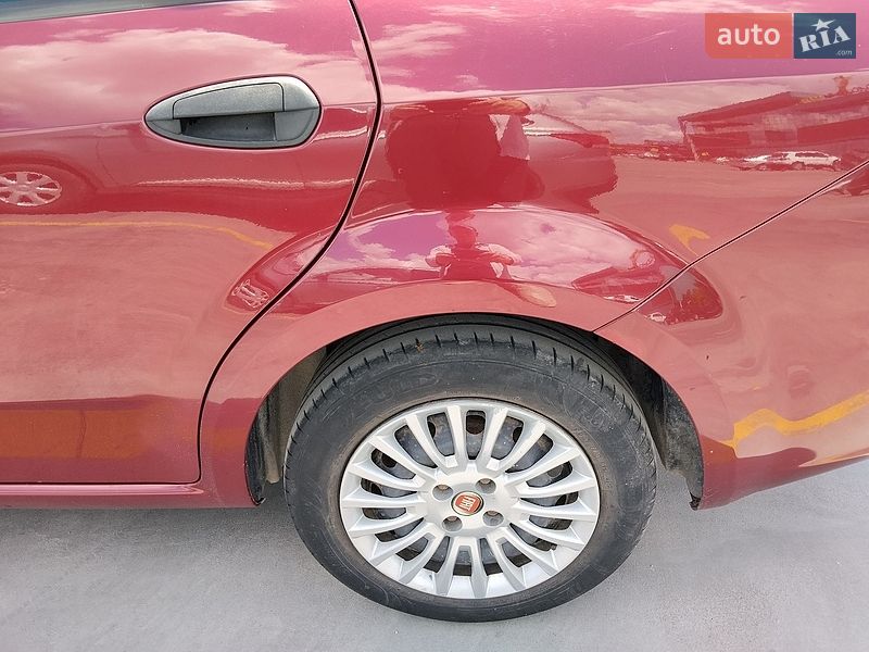 Фото Fiat Linea з оголошення AUTO.RIA