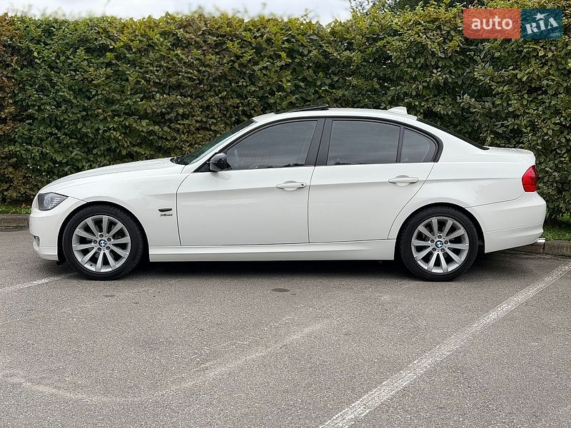 Фото BMW 3 Series з оголошення AUTO.RIA