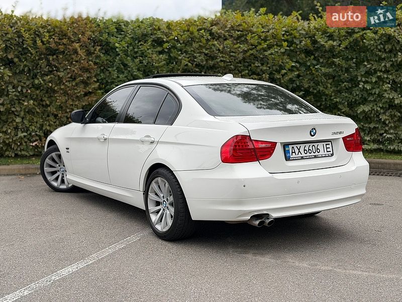 Фото BMW 3 Series з оголошення AUTO.RIA
