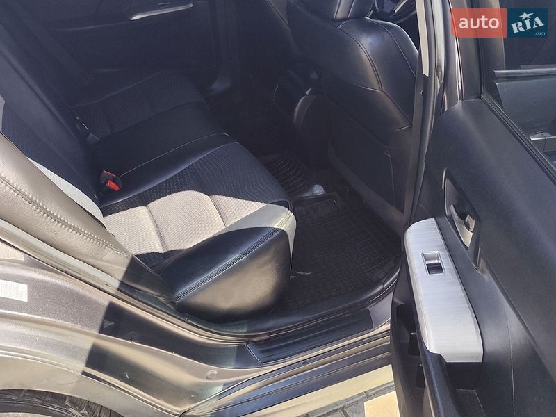 Фото Toyota Camry з оголошення AUTO.RIA