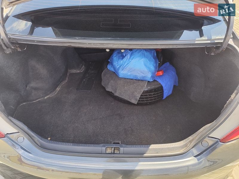 Фото Toyota Camry з оголошення AUTO.RIA