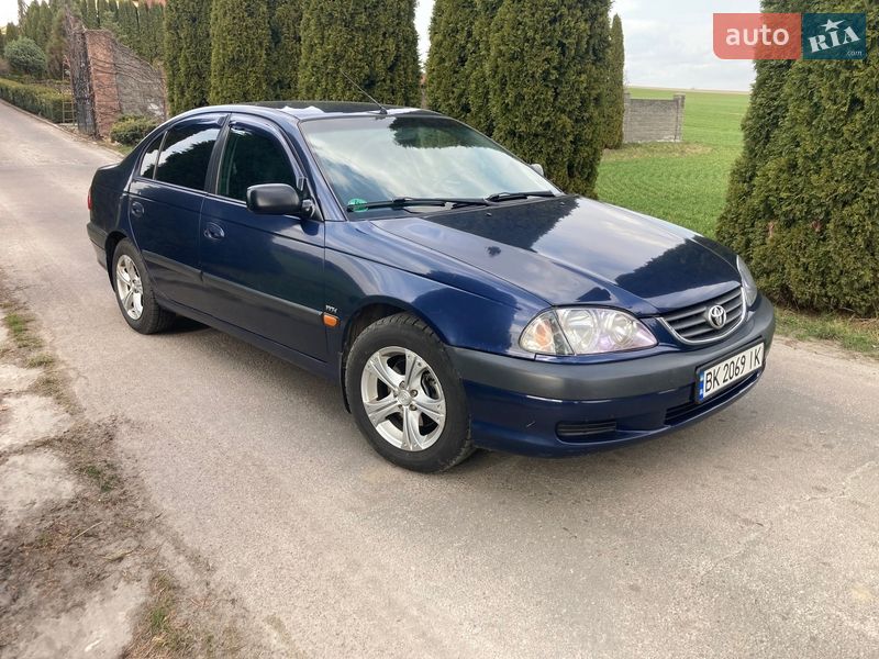 Фото Toyota Avensis з оголошення AUTO.RIA