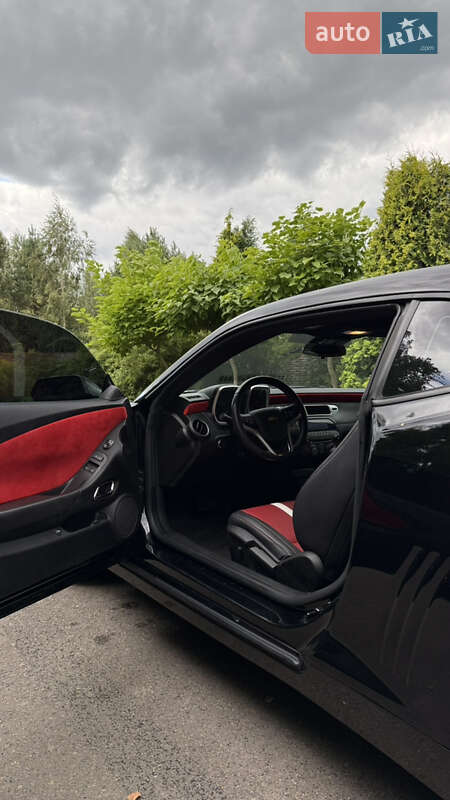 Фото Chevrolet Camaro з оголошення AUTO.RIA