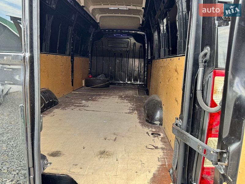 Фото Renault Master з оголошення AUTO.RIA