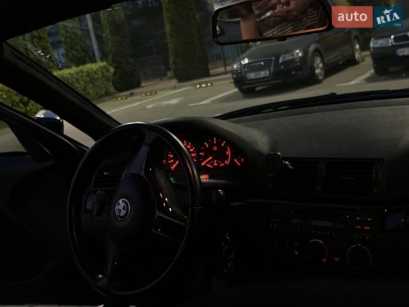Фото BMW 3 Series з оголошення AUTO.RIA