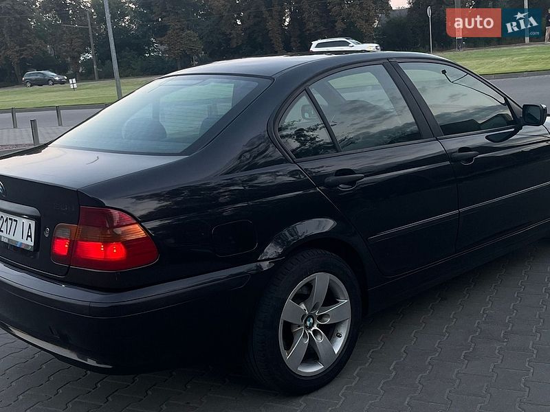 Фото BMW 3 Series з оголошення AUTO.RIA