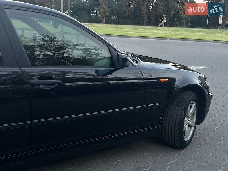 Фото BMW 3 Series з оголошення AUTO.RIA