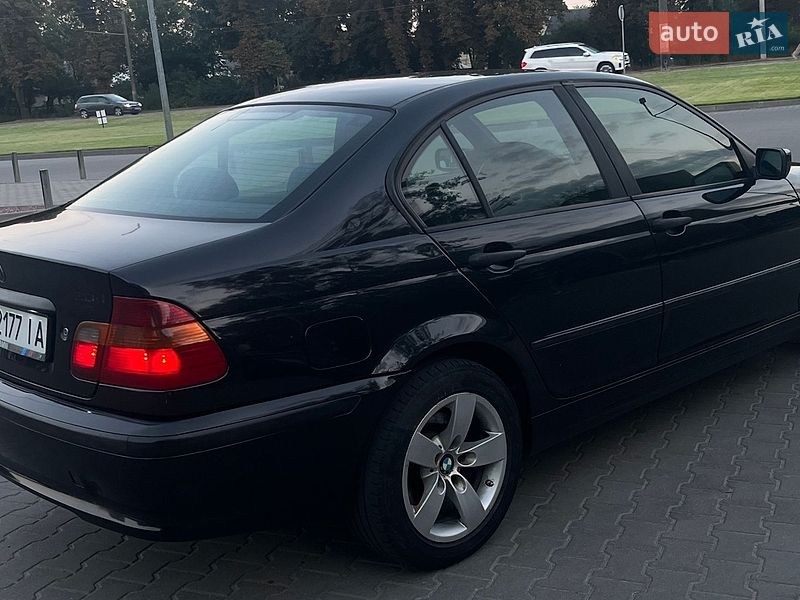 Фото BMW 3 Series з оголошення AUTO.RIA