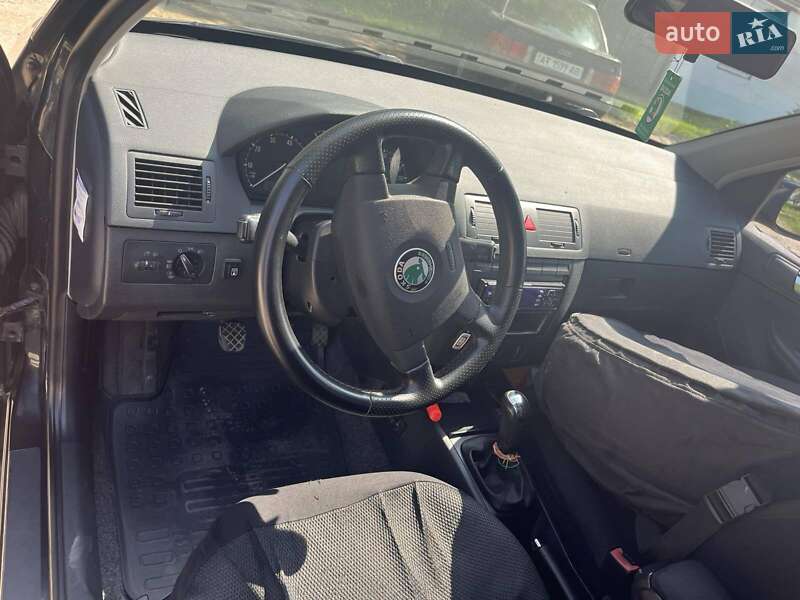 Фото Skoda Fabia з оголошення AUTO.RIA