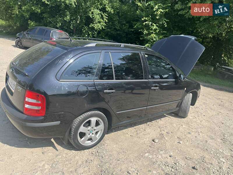 Фото Skoda Fabia з оголошення AUTO.RIA