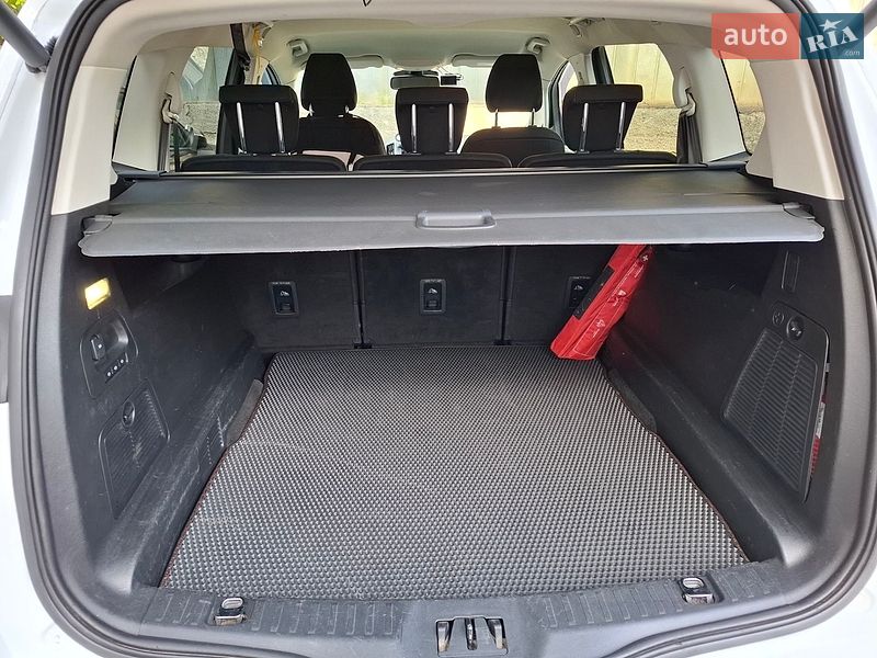 Фото Ford S-Max з оголошення AUTO.RIA