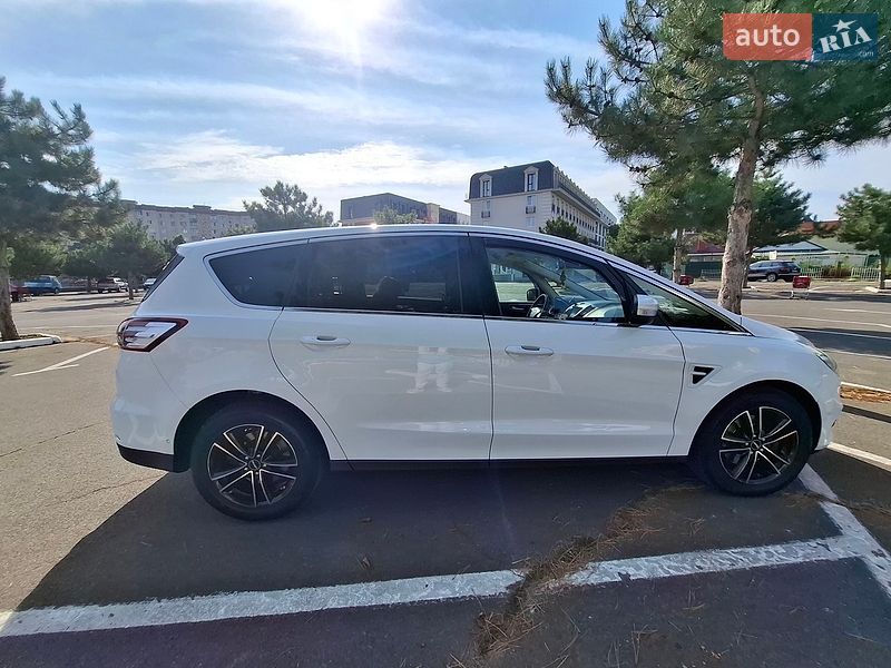Фото Ford S-Max з оголошення AUTO.RIA