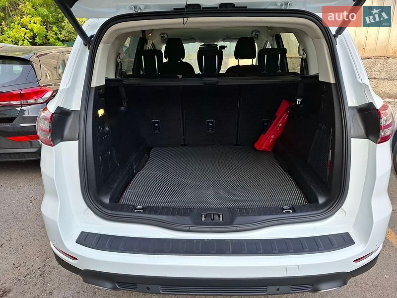 Фото Ford S-Max з оголошення AUTO.RIA