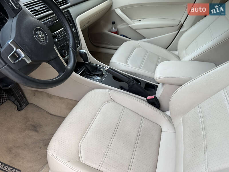 Фото Volkswagen Passat з оголошення AUTO.RIA