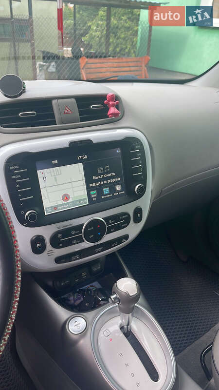 Фото Kia Soul з оголошення AUTO.RIA