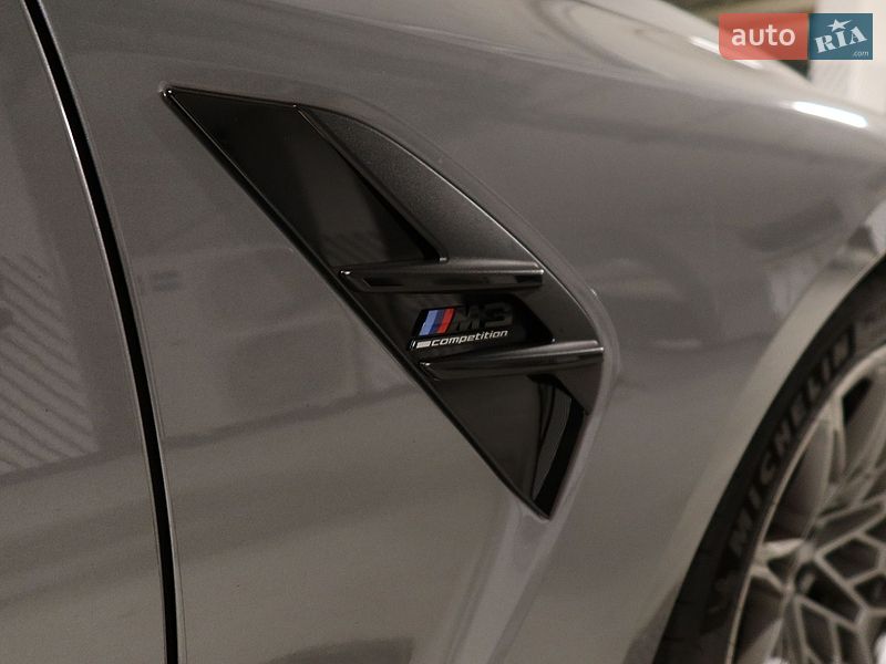Фото BMW M3 з оголошення AUTO.RIA