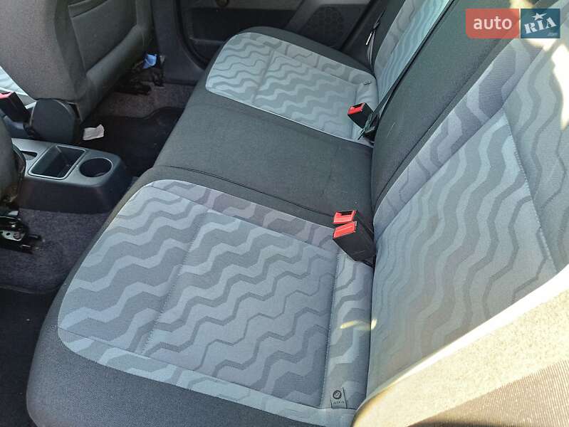 Фото Skoda Fabia з оголошення AUTO.RIA