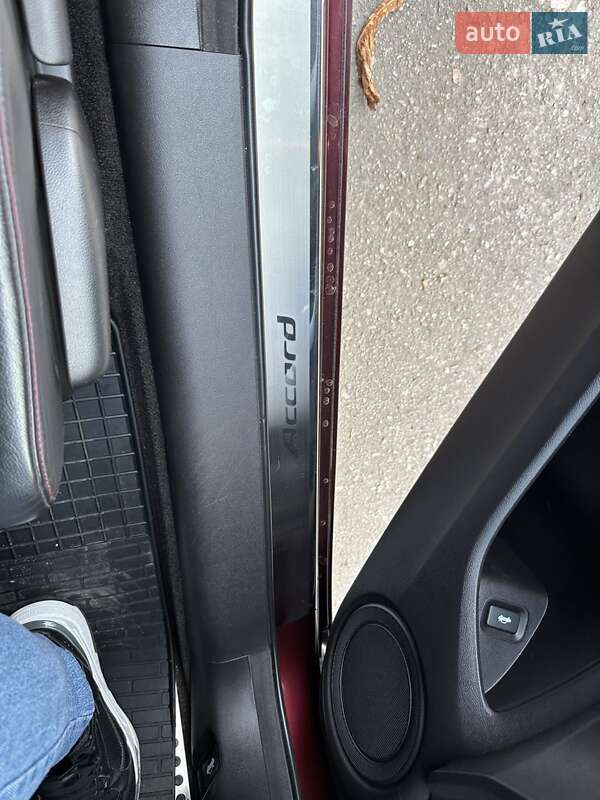 Фото Honda Accord з оголошення AUTO.RIA