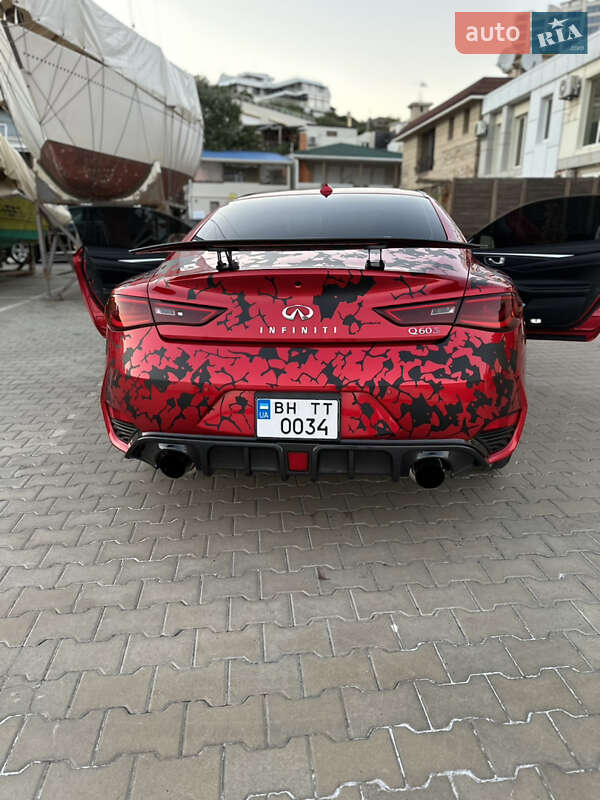 Фото Infiniti Q60 з оголошення AUTO.RIA