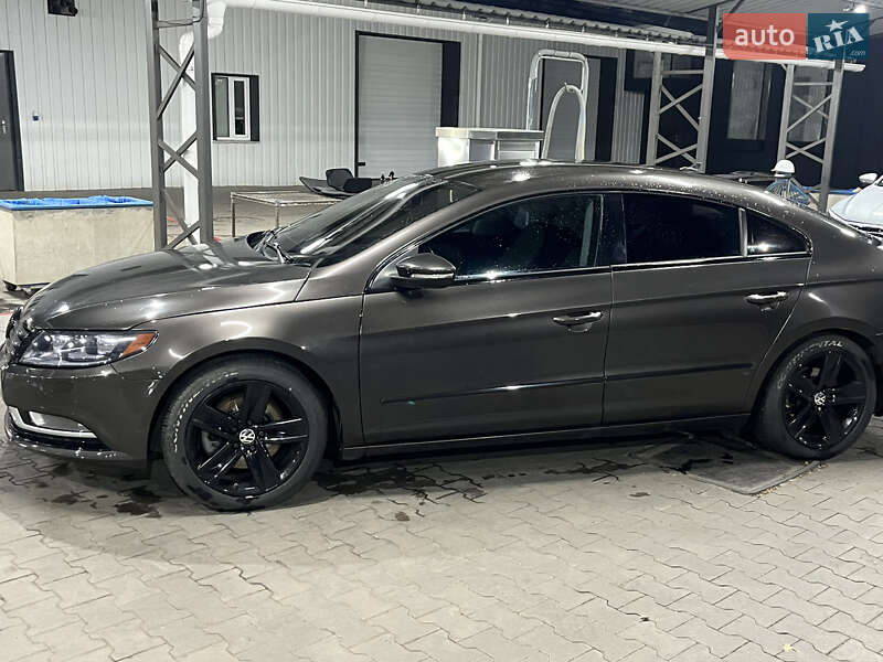 Фото Volkswagen CC / Passat CC з оголошення AUTO.RIA