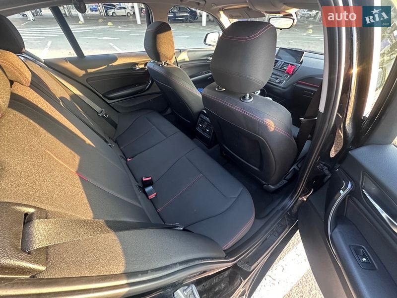 Фото BMW 1 Series з оголошення AUTO.RIA