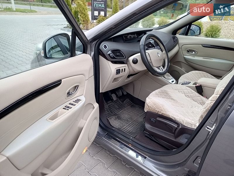 Фото Renault Scenic з оголошення AUTO.RIA