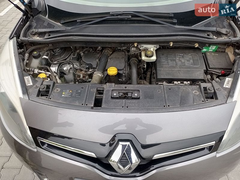 Фото Renault Scenic з оголошення AUTO.RIA