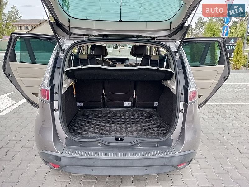 Фото Renault Scenic з оголошення AUTO.RIA