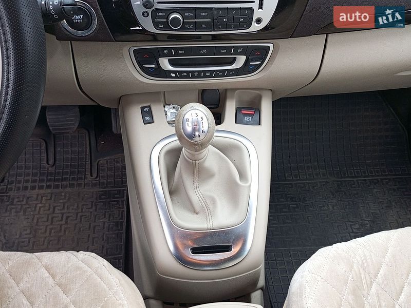 Фото Renault Scenic з оголошення AUTO.RIA