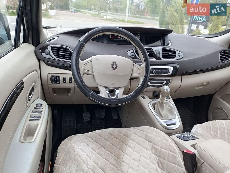 Фото Renault Scenic з оголошення AUTO.RIA