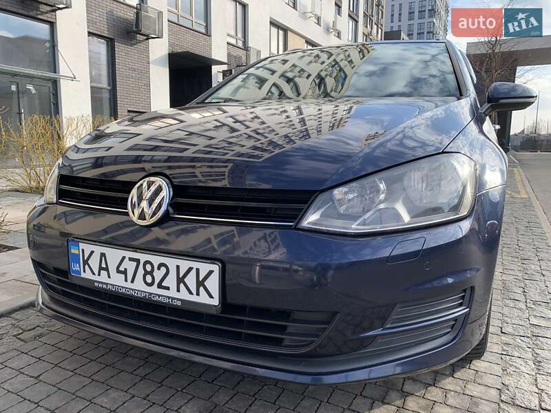 Фото Volkswagen Golf з оголошення AUTO.RIA