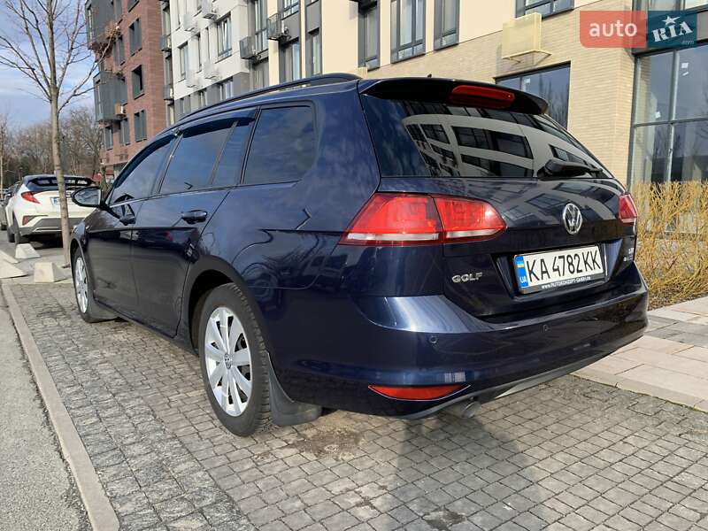 Фото Volkswagen Golf з оголошення AUTO.RIA