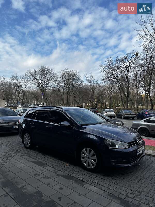 Фото Volkswagen Golf з оголошення AUTO.RIA