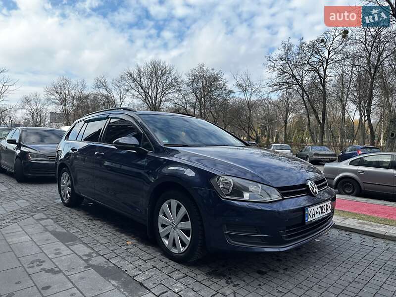 Фото Volkswagen Golf з оголошення AUTO.RIA