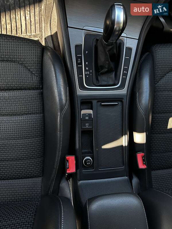 Фото Volkswagen Golf з оголошення AUTO.RIA