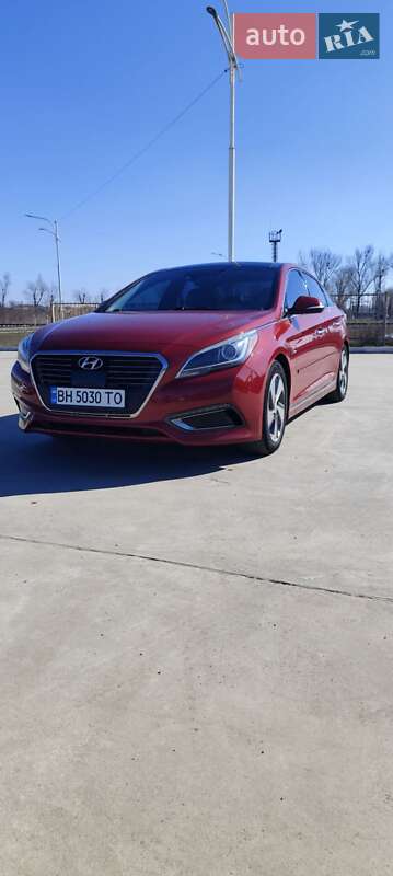 Фото Hyundai Sonata з оголошення AUTO.RIA