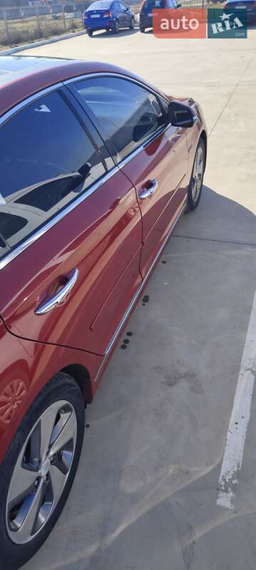 Фото Hyundai Sonata з оголошення AUTO.RIA