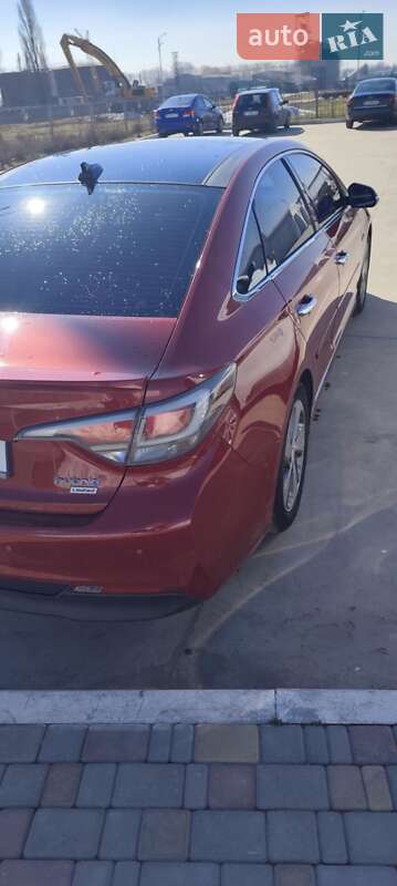 Фото Hyundai Sonata з оголошення AUTO.RIA