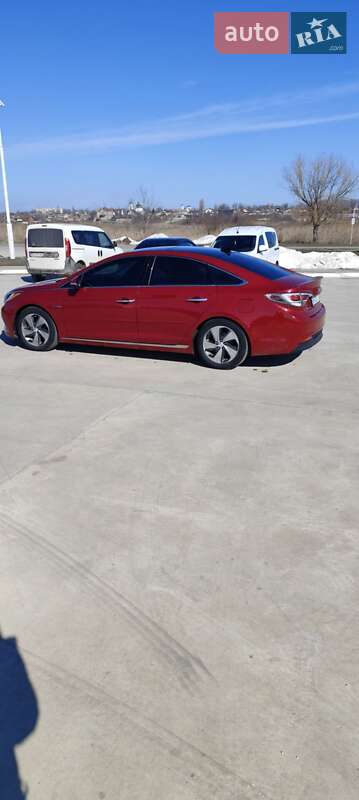 Фото Hyundai Sonata з оголошення AUTO.RIA