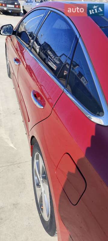 Фото Hyundai Sonata з оголошення AUTO.RIA